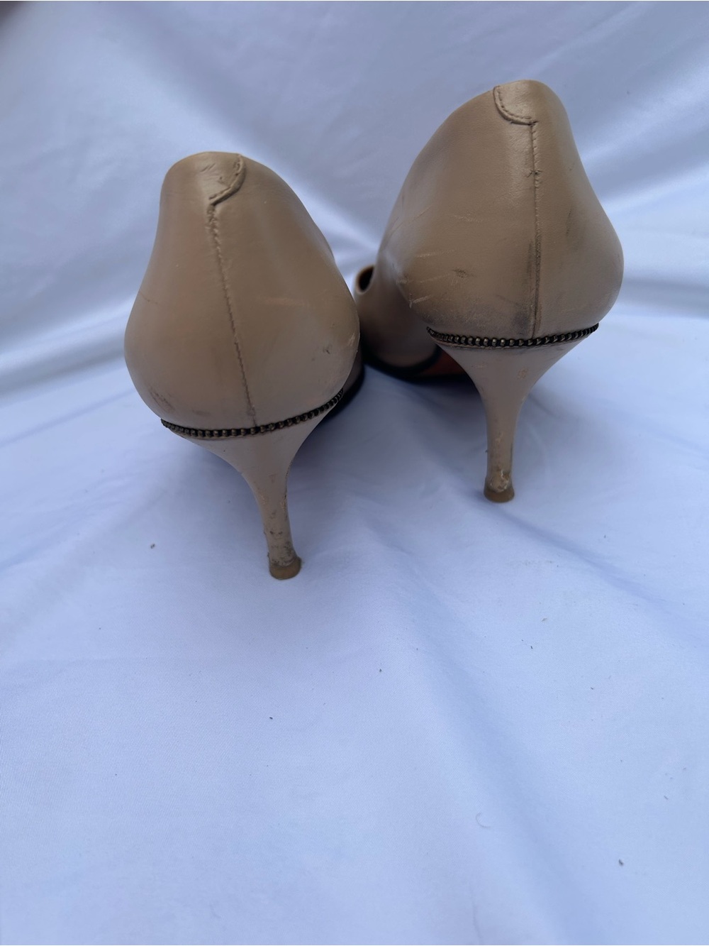Givenchy Beige Pointed-Toe Leather Pumps size 11 - Picture 4 of 9